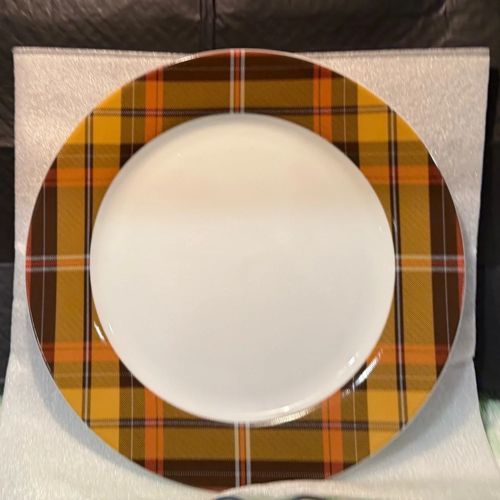 LAST ONE! New Williams Sonoma Autumn/Harvest Plaid Dinner Plate, 10 5/8”
